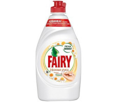 Средство FAIRY для мытья посуды Нежные руки Ромашка и витамин Е 450мл